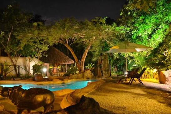 Pumuza Camping & Guest Lodge - 4